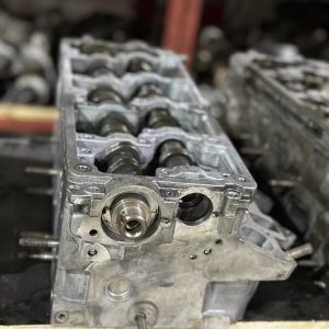VOLKSWAGEN GOLF 1.6 tdi cay silindir kapağı