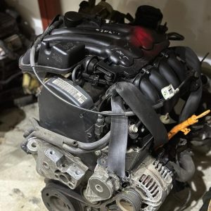 VOLKSWAGEN GOLF 1.6 akl motor