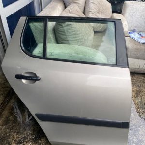 SKODA Fabia sol arka kapı