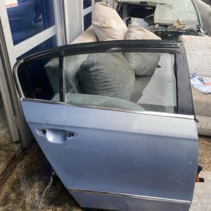 VOLKSWAGEN Passat b6 sağ arka kapı