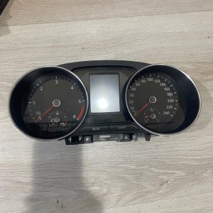 Volkswagen Polo gösterge paneli