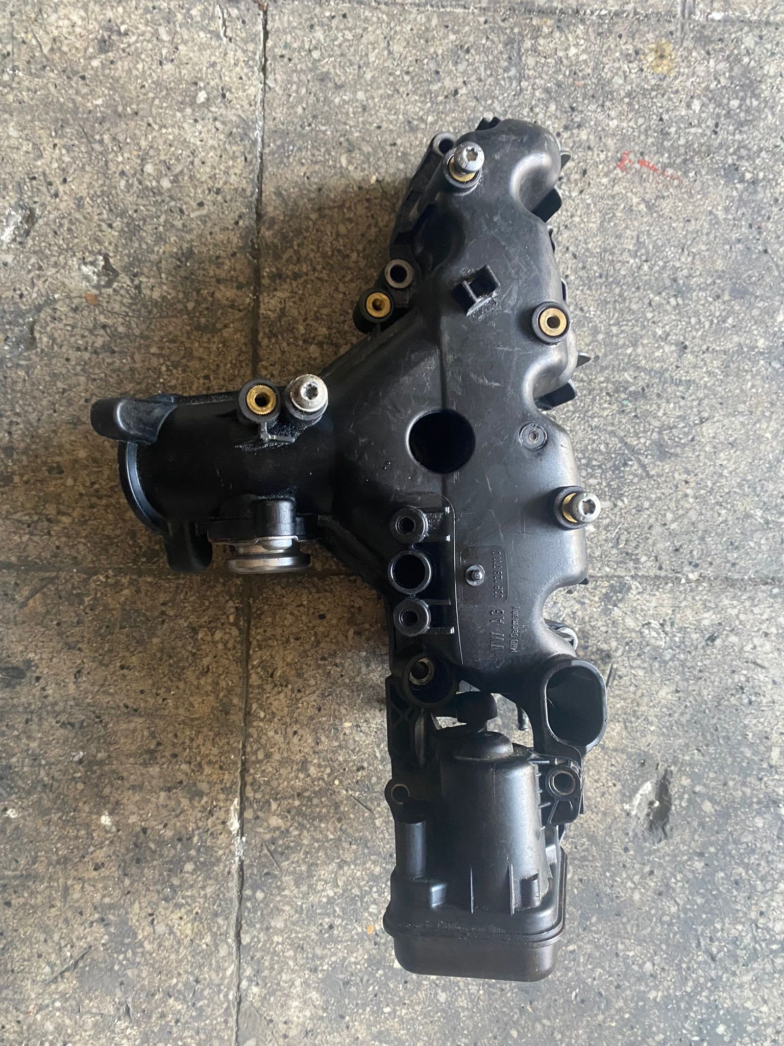 Volkswagen 1.2 dizel CFW emme manifoldu Volkswagen 1.2 dizel CFW emme manifoldu