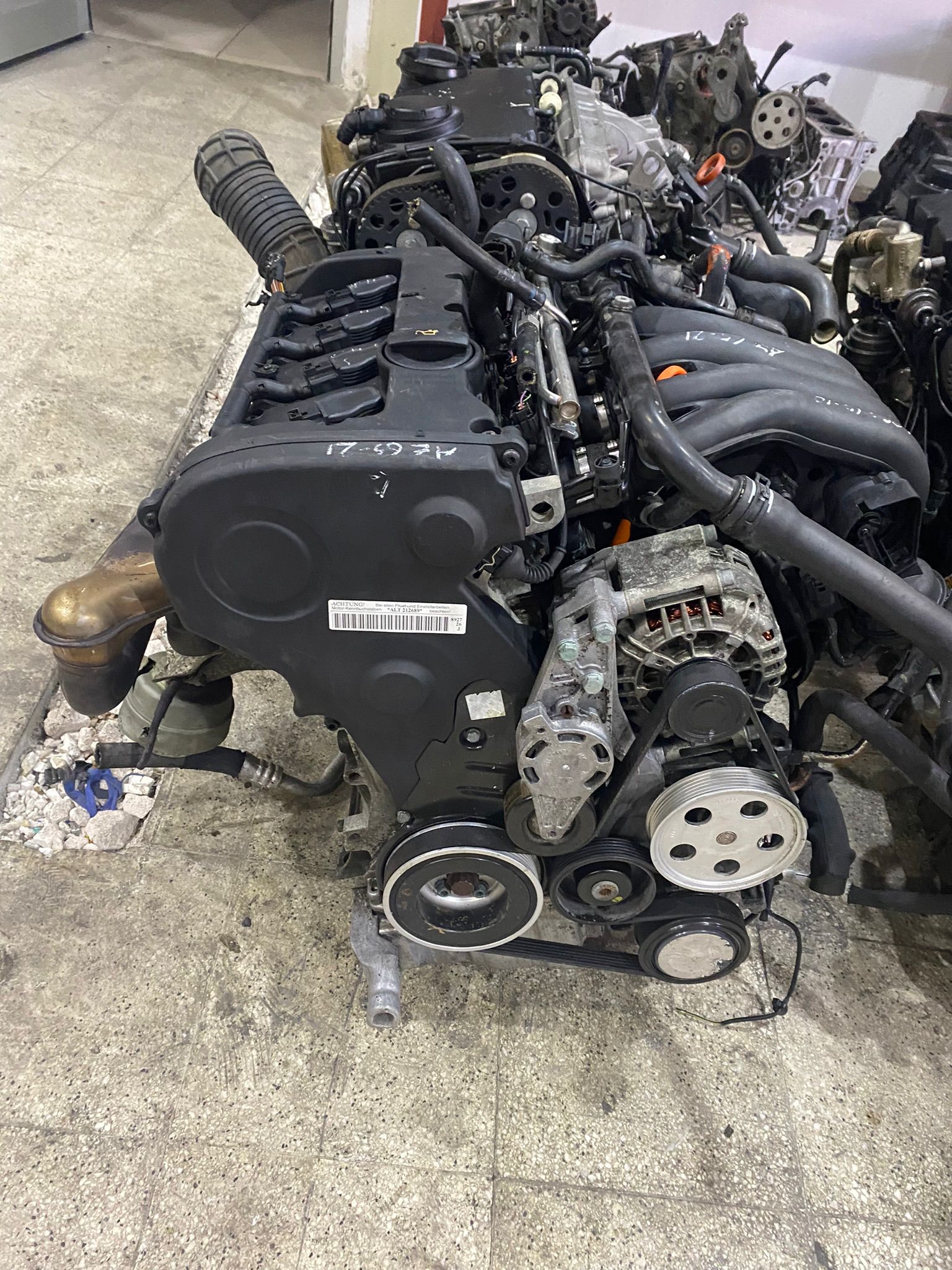 AUDİ A6 2.0 ALT dolu motor AUDİ A6 2.0 ALT dolu motor