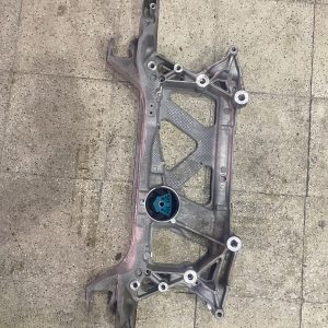 Volkswagen B8 Passat motor alt Traversi