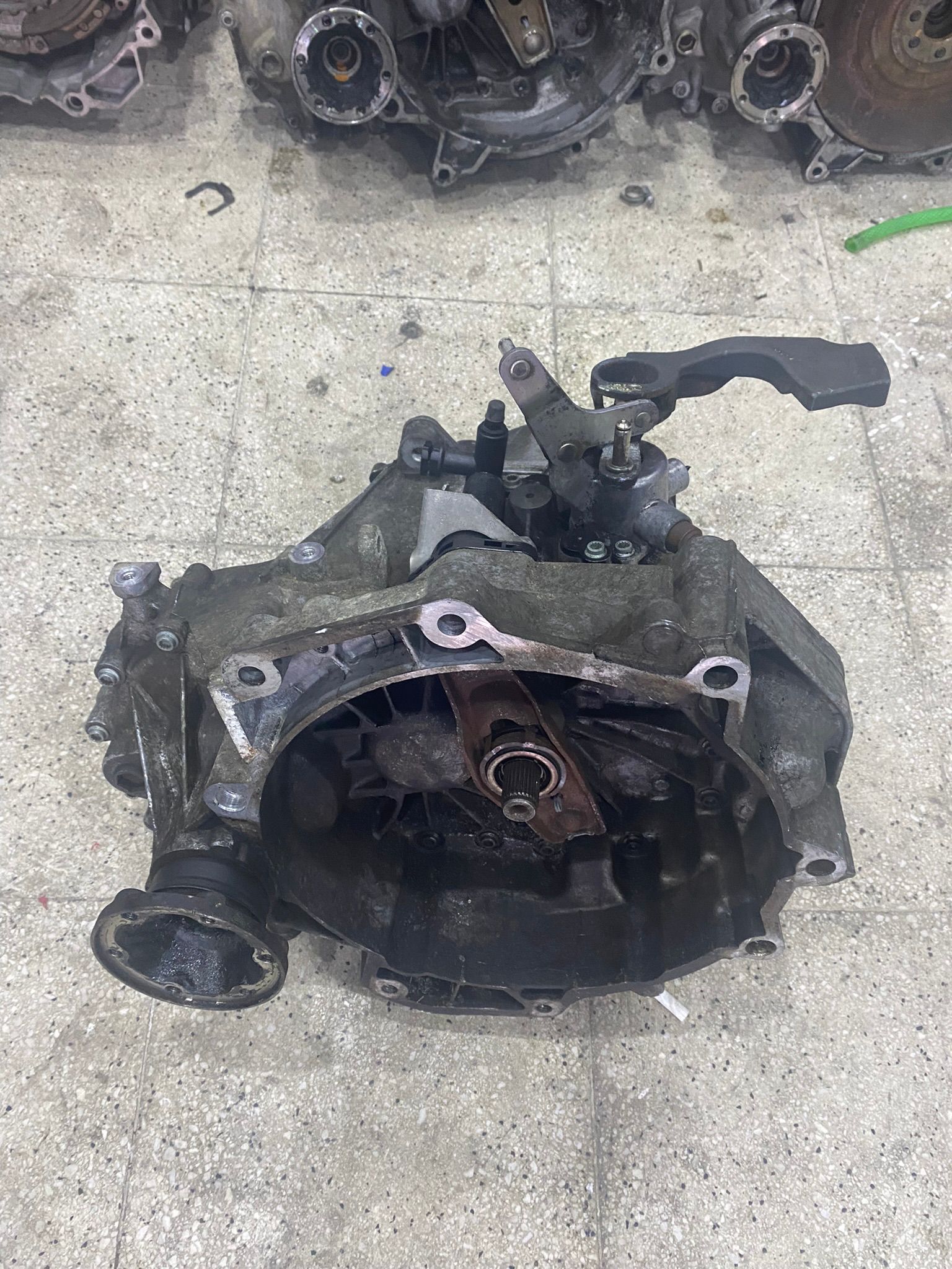 Volkswagen 1.6 FSİ golf şanzıman Volkswagen 1.6 FSİ golf şanzıman