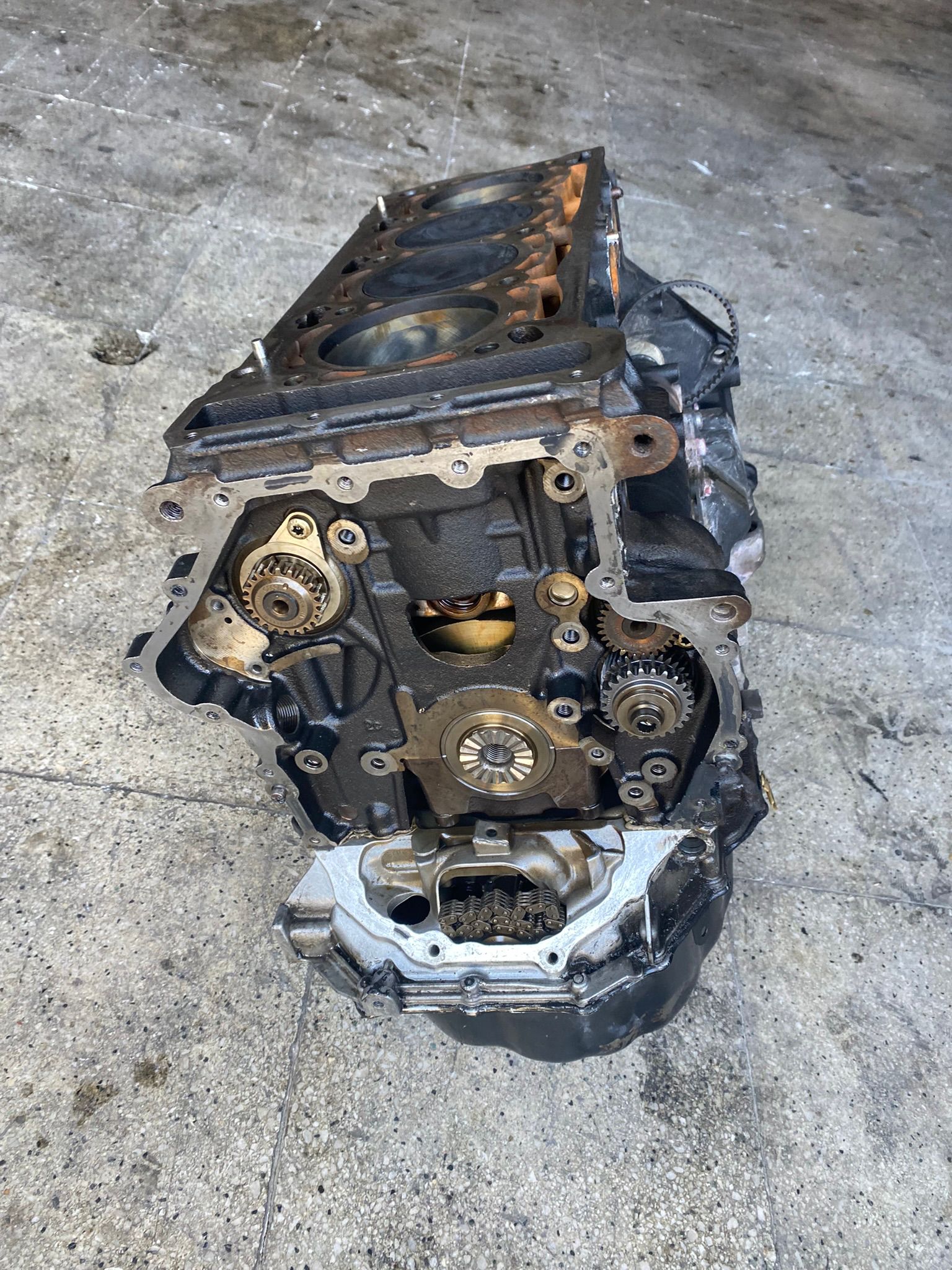 AUDİ 2.0 A5 CDN yarım motor AUDİ 2.0 A5 CDN yarım motor
