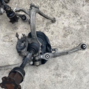 AUDİ A6 2005-2011 arası sağ taşıyıcı
